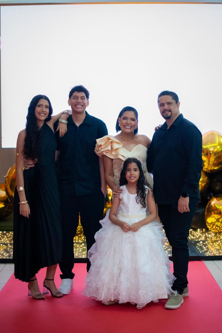 Família da Aline Cyntia — Só Ofertas Vicente Pires